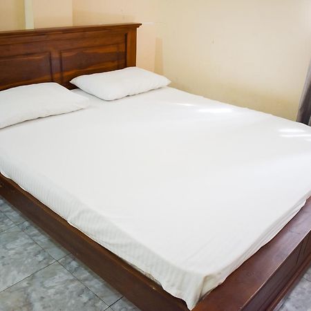 Yoho Adhikarana Mawatha Hotell Colombo Exteriör bild