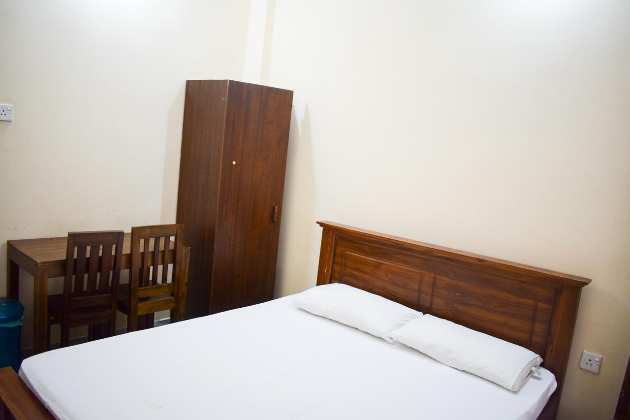 Yoho Adhikarana Mawatha Hotell Colombo Exteriör bild