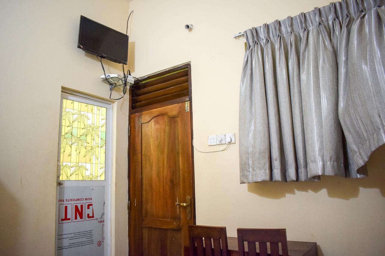 Yoho Adhikarana Mawatha Hotell Colombo Exteriör bild