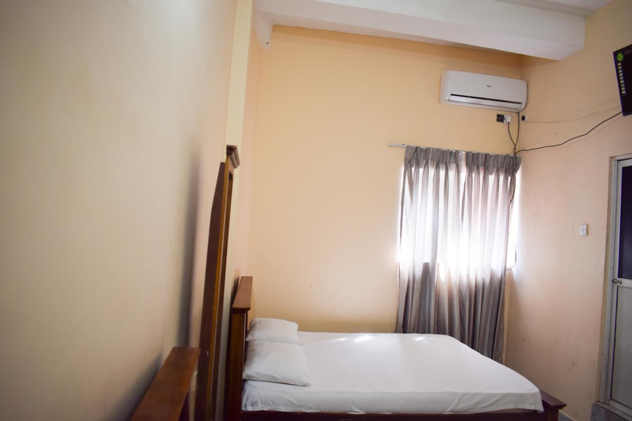 Yoho Adhikarana Mawatha Hotell Colombo Exteriör bild