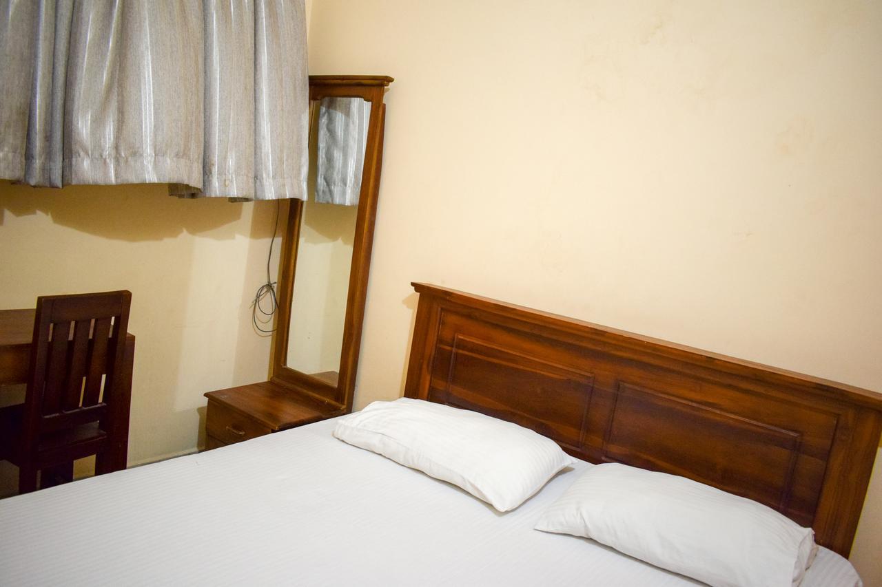 Yoho Adhikarana Mawatha Hotell Colombo Exteriör bild