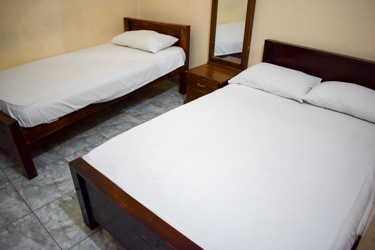 Yoho Adhikarana Mawatha Hotell Colombo Exteriör bild